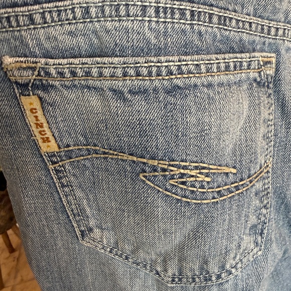 Cinch Men’s Light Blue Relaxed Fit Jeans - Picture 6 of 15